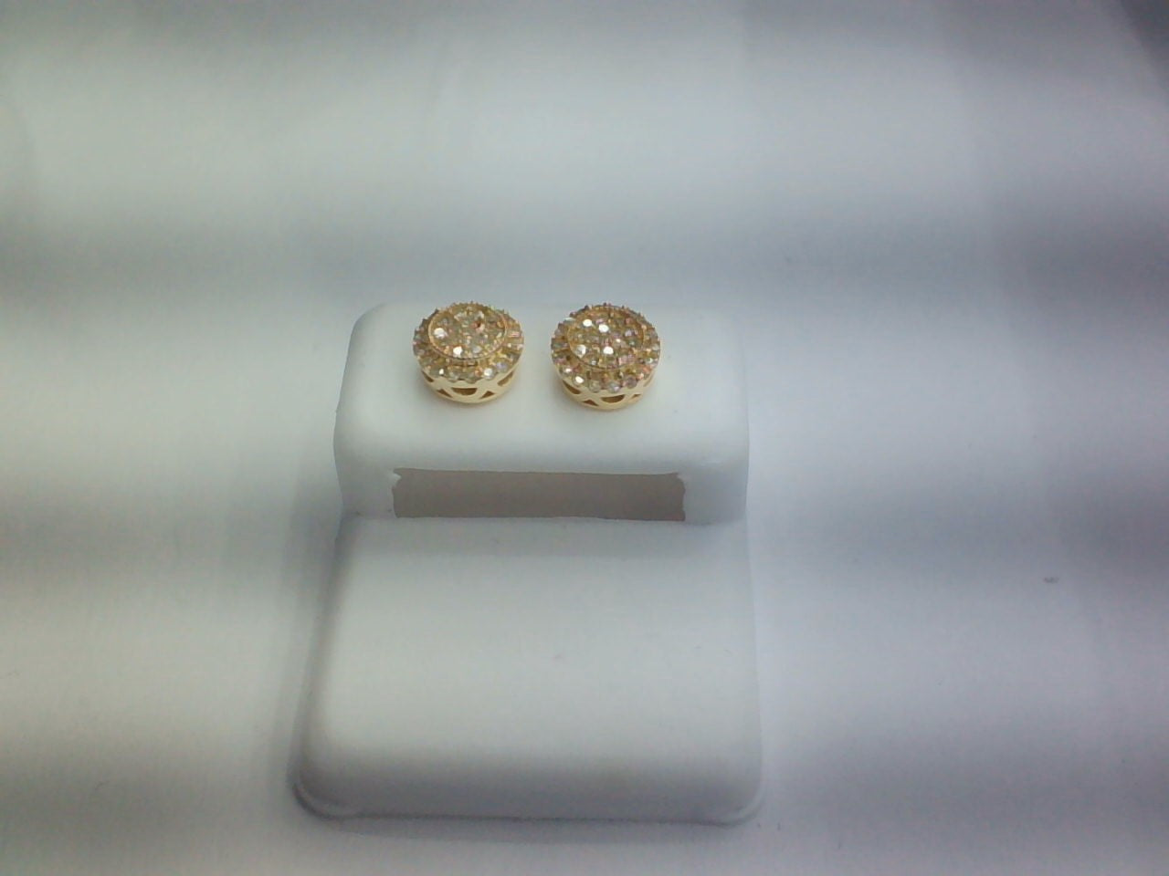 10K Yellow 0.30-0.32Ct D-Earrings