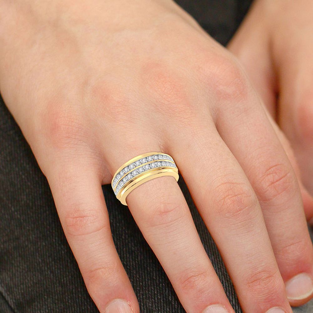 14K Yellow Gold Dazzling 1.50Ct Diamond Ring