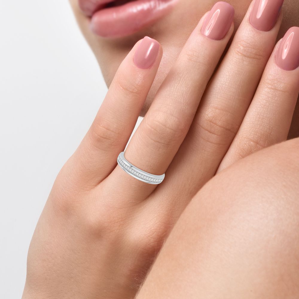 10K White Gold Dazzling 0.20Ct Diamond Band
