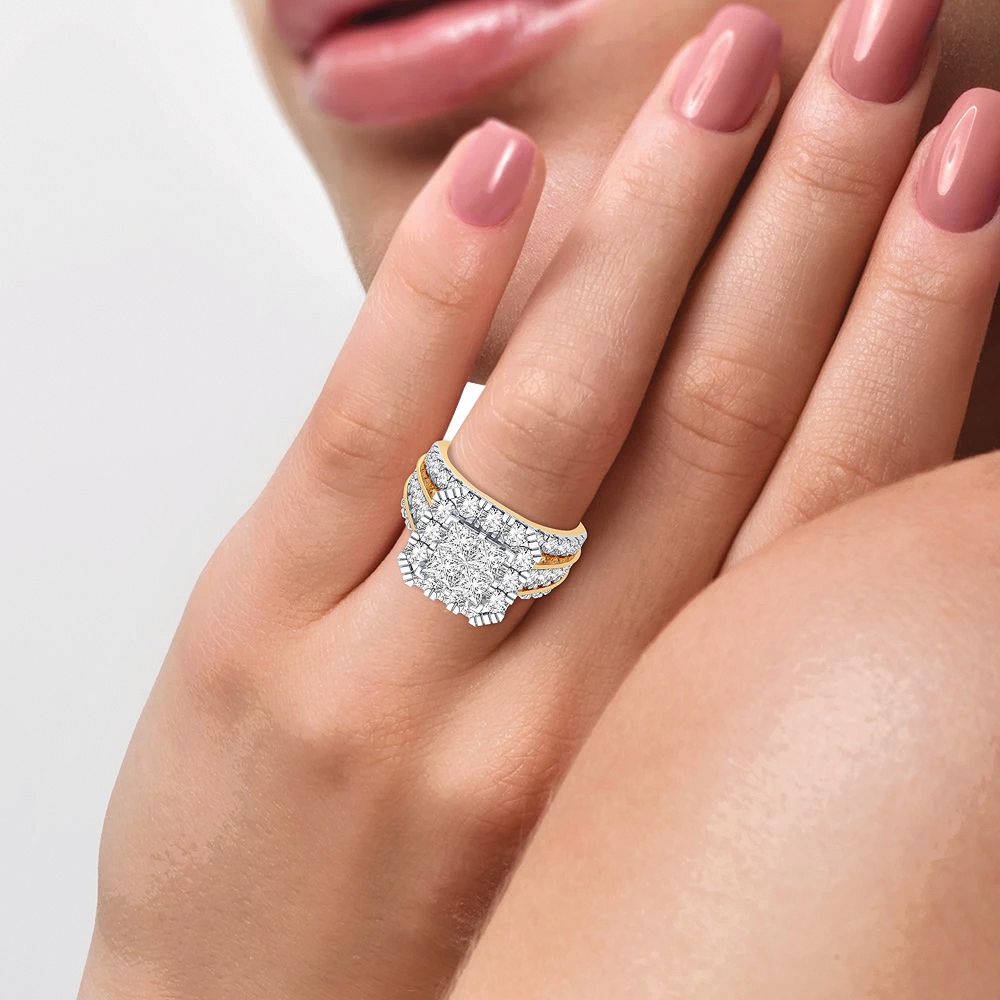 14K Yellow Gold Magnifcnet 3.00Ct Diamond Ring