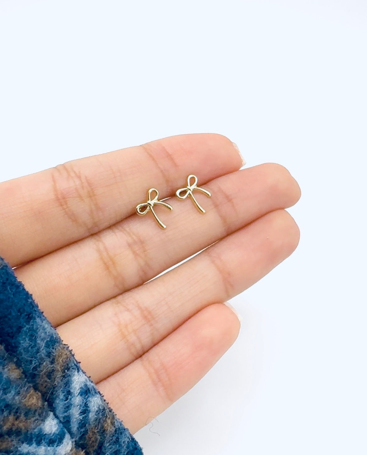 14K Yellow Gold Bow Stud Earrings With Screw Backs