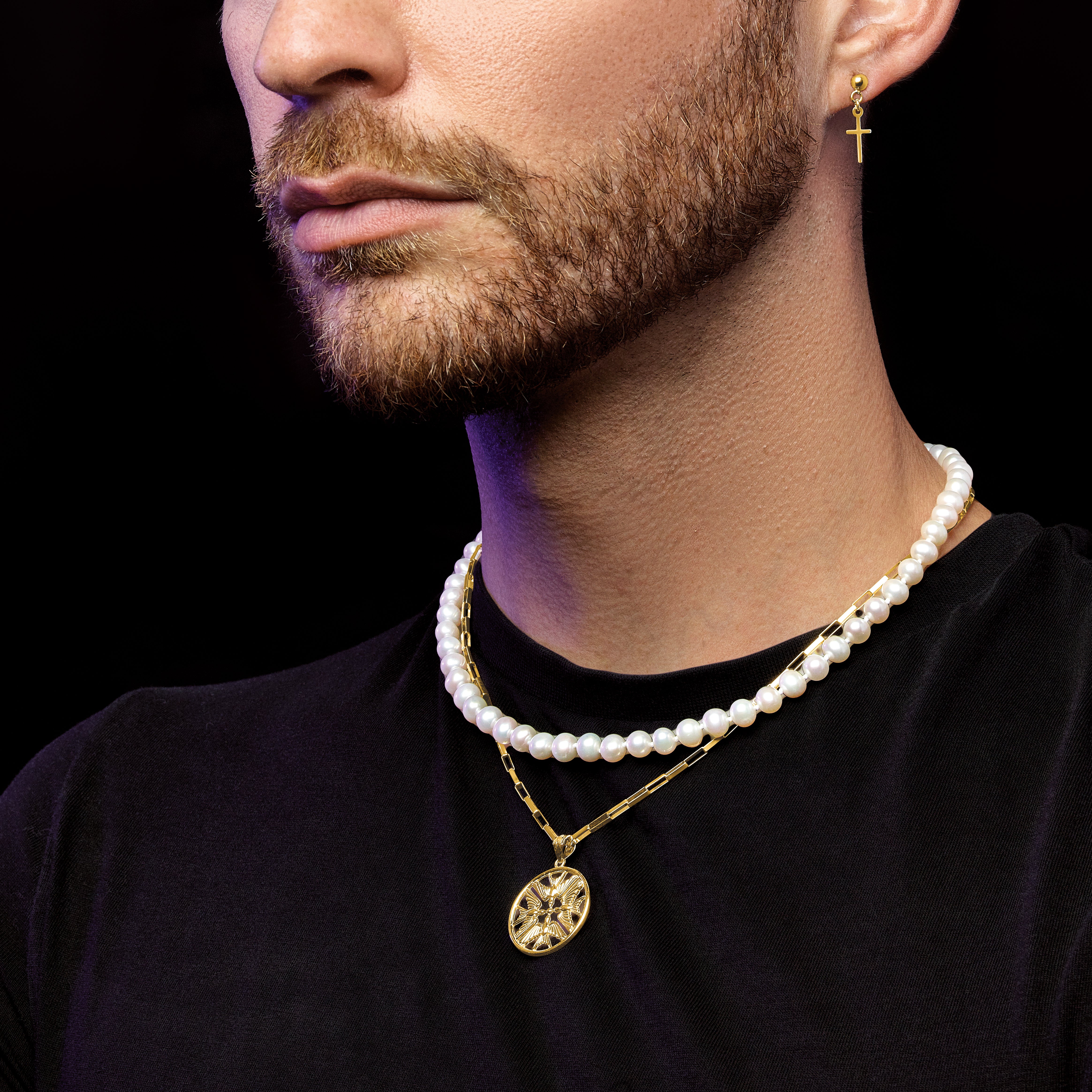 14k Yellow Gold Polished Doves in Circle Pendant