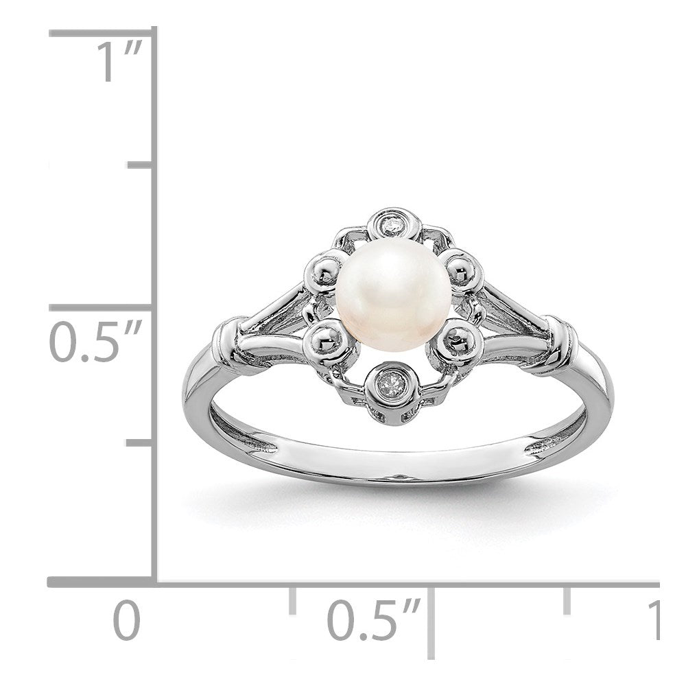 Sterling Silver Rhodium-plated FW Cultured Pearl & Diam. Ring
