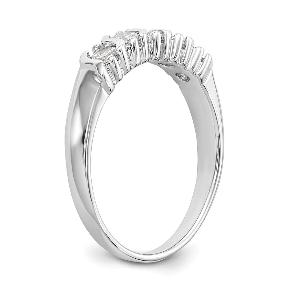 14K White Gold 5-Stone Prong-set 1/2 carat Complete Round Diamond Band