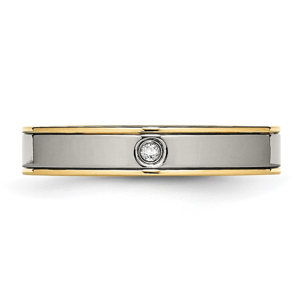 Chisel Titanium Polished Yellow IP-plated with CZ 5mm Grooved Comfort Fit Band