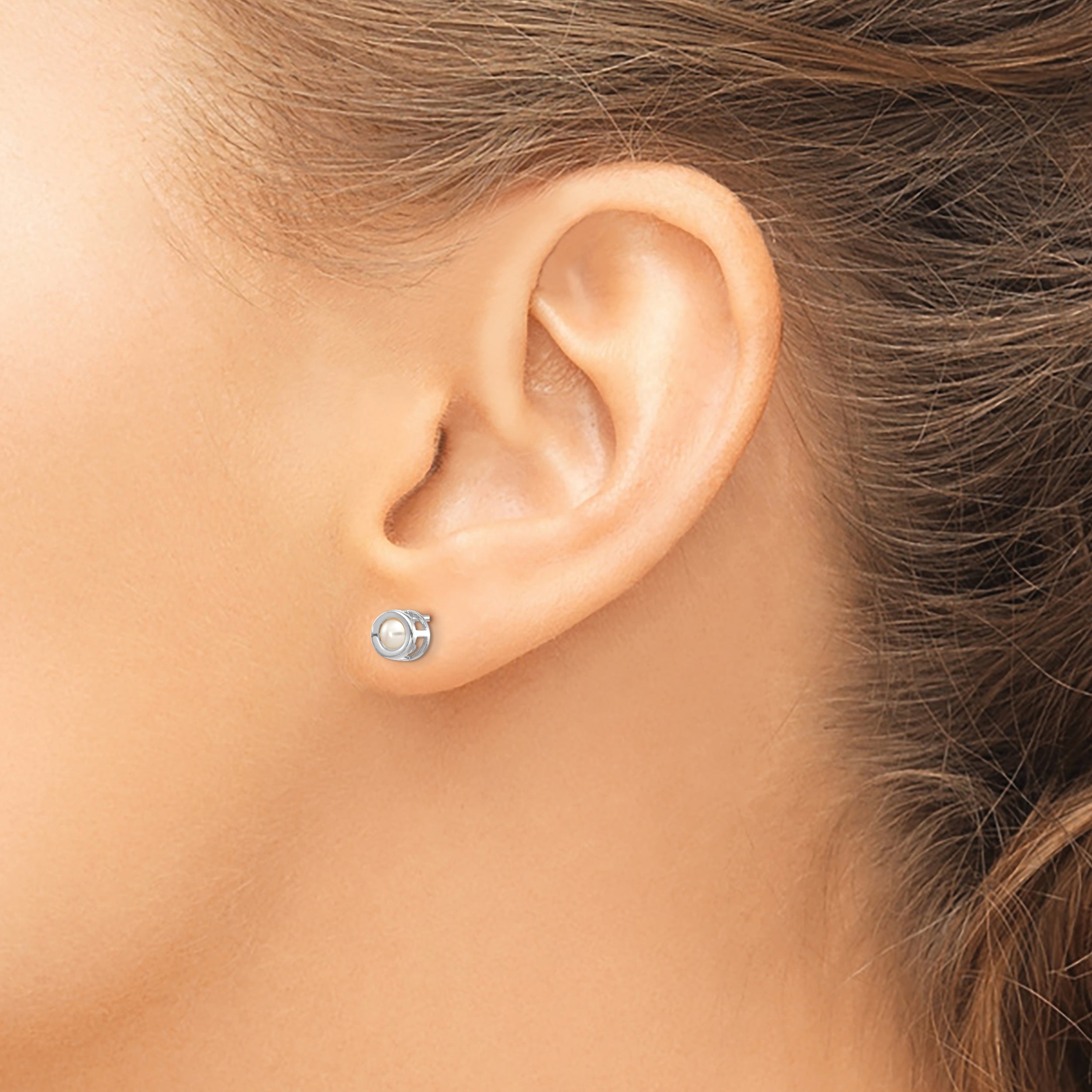 14K White Gold 4Mm Bezel June/Fw Cultured Pearl Post Earrings