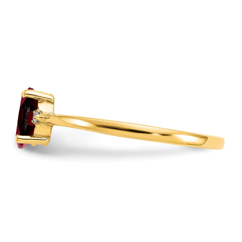 14k Diamond & Garnet Birthstone Ring