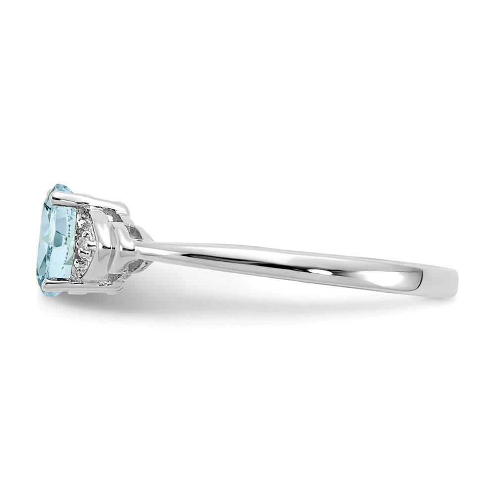 14k White Gold Aquamarine and Diamond Ring