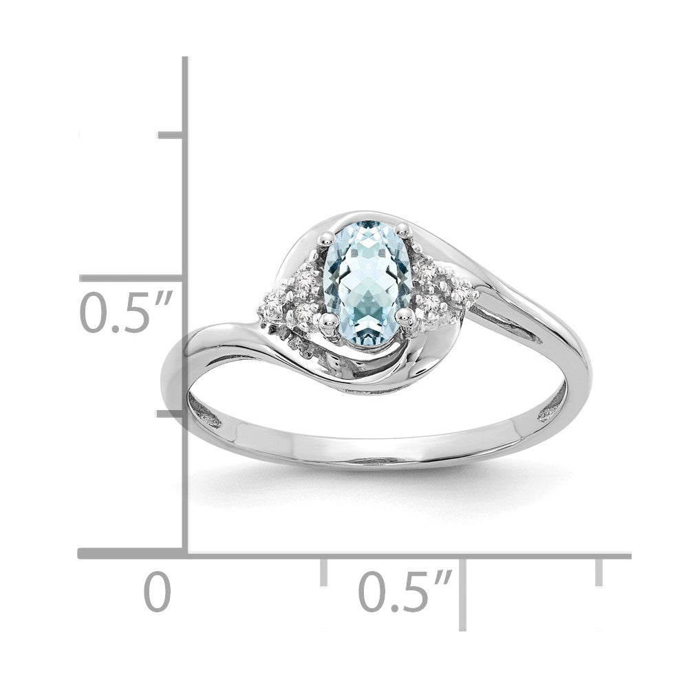 14k White Gold Aquamarine and Diamond Ring