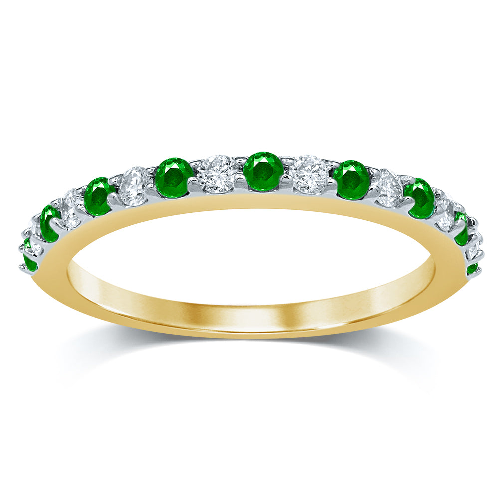 14K White Gold Dazzling 0.20Ct  Diamond  Emerald Band