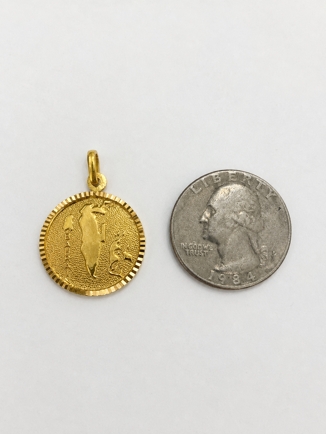 22KT Bahrain Round Yellow Gold Pendant [A3B8]