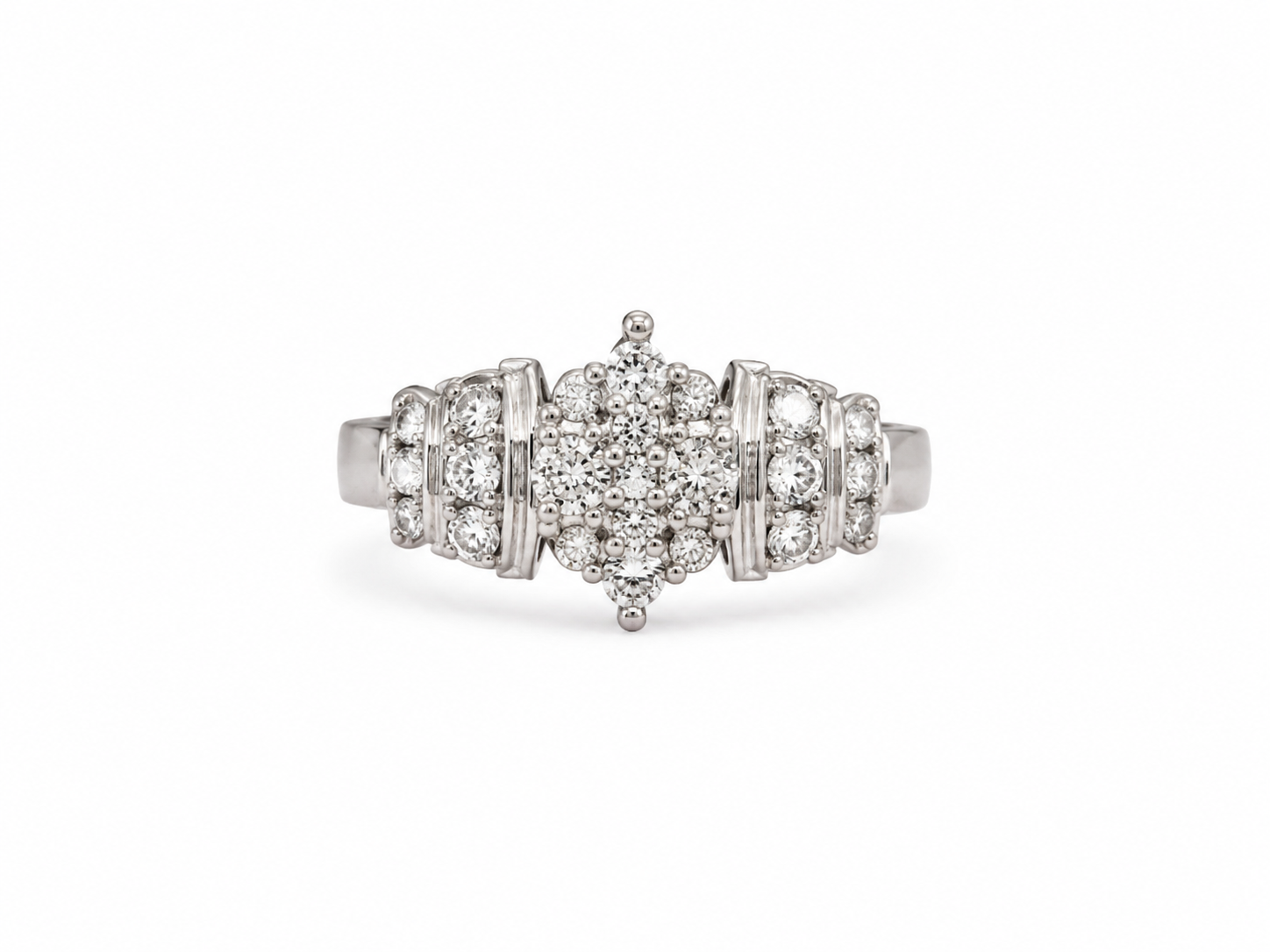 10KT White Gold 0.03 CTW Diamond Ladies Ring [KS4H75 - A1B8]