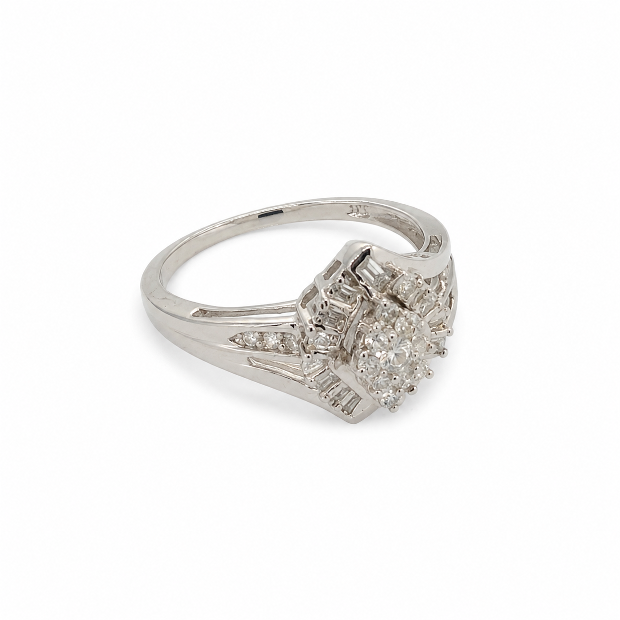 10KT White Gold 0.15 CTW Diamond Ladies Ring [K7H85 - A2B3]