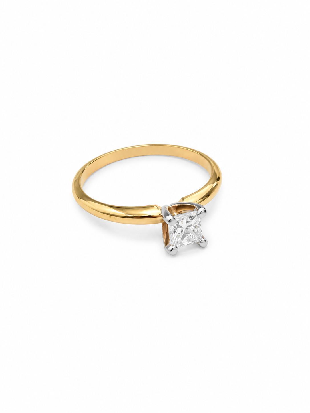 14KT Yellow Gold 0.50 CTW Diamond Ring [K35H00]