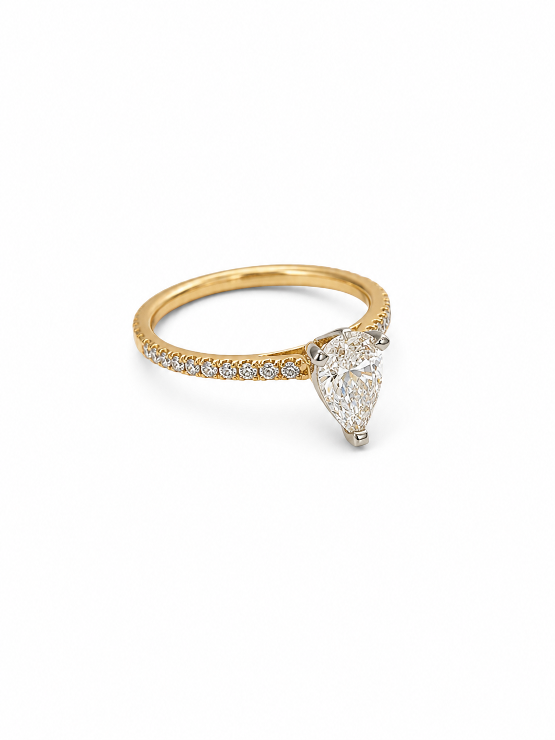18KT Yellow Gold 1.01 CTW Diamond Ring [K8T]