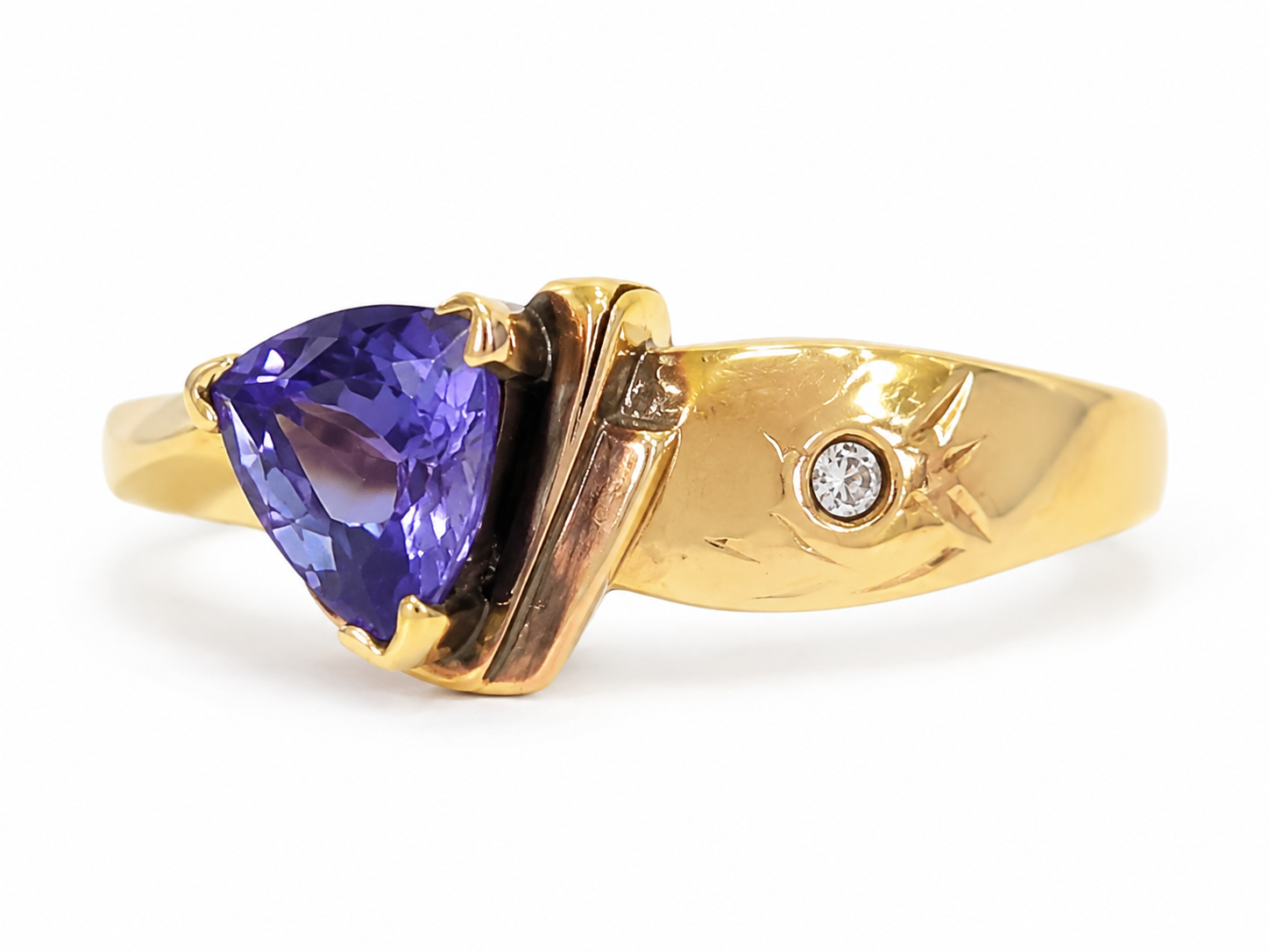 14KT Yellow Gold 0.03 CTW 1.00 CTW Tanzanite Diamond Ring [K2T]