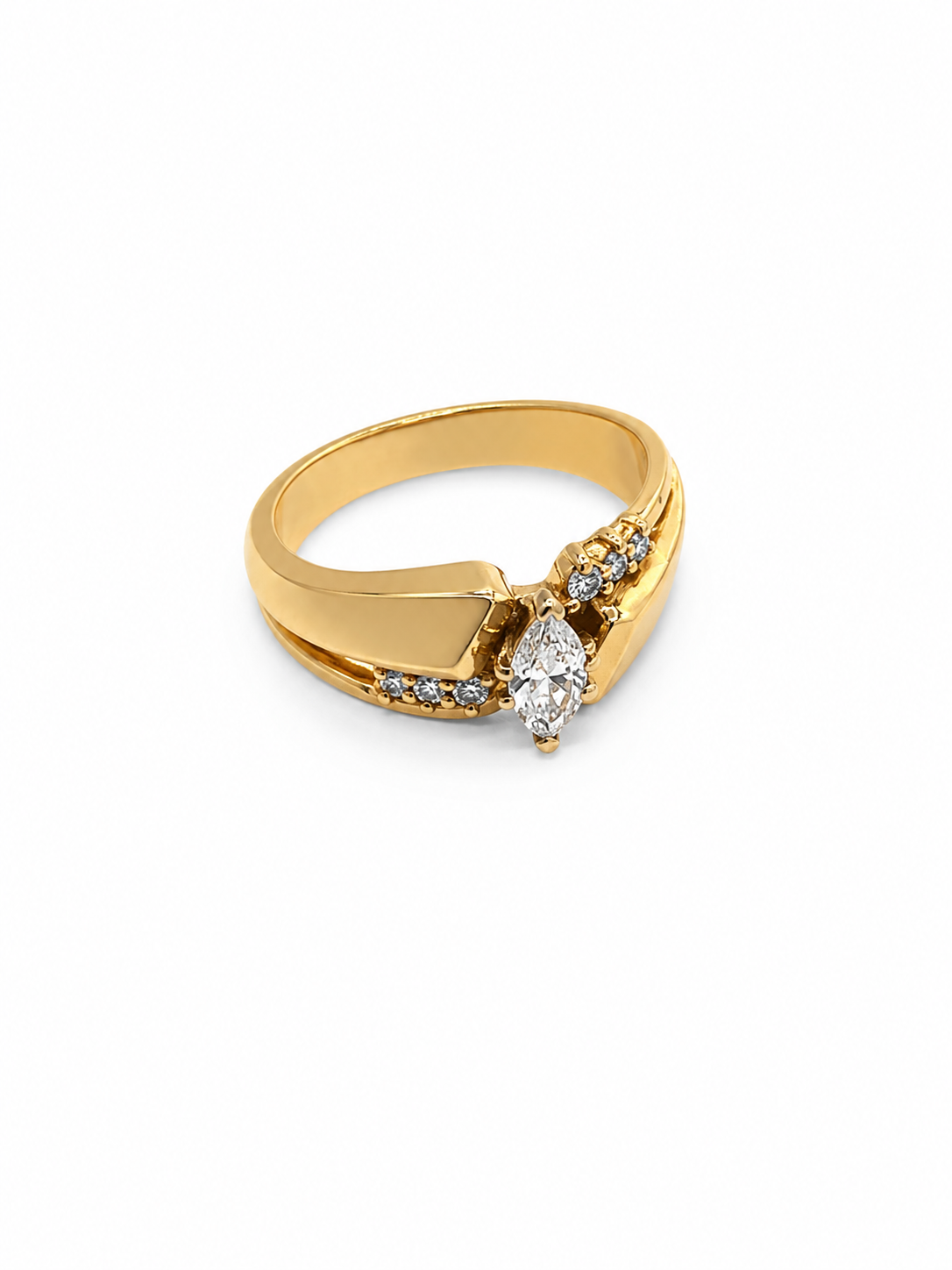 14KT Yellow Gold 0.50 CTW Diamond Ring [K33H00]