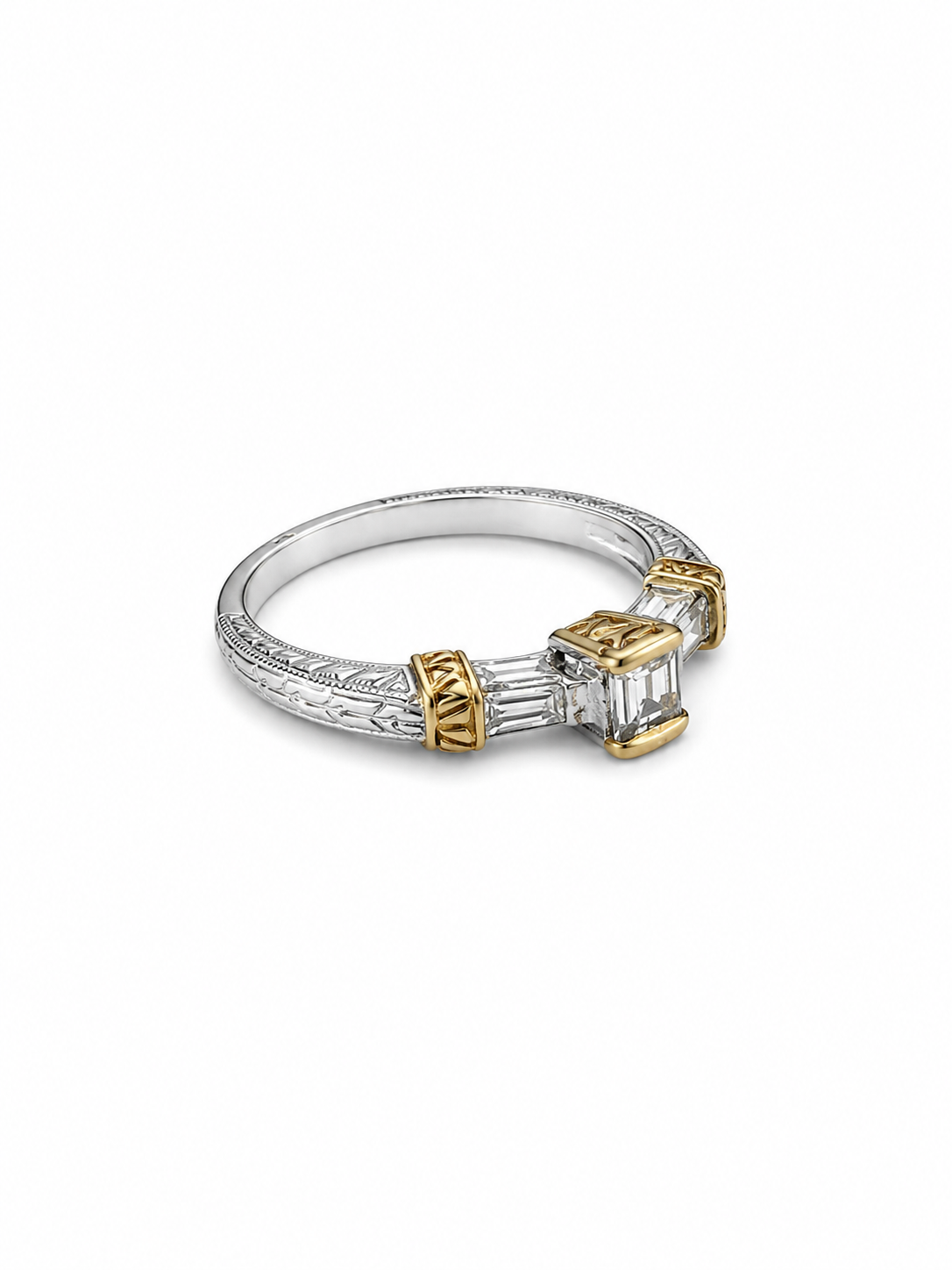 Platinum / 18KT Yellow Gold 0.40 CTW Diamond Ring [K4T]