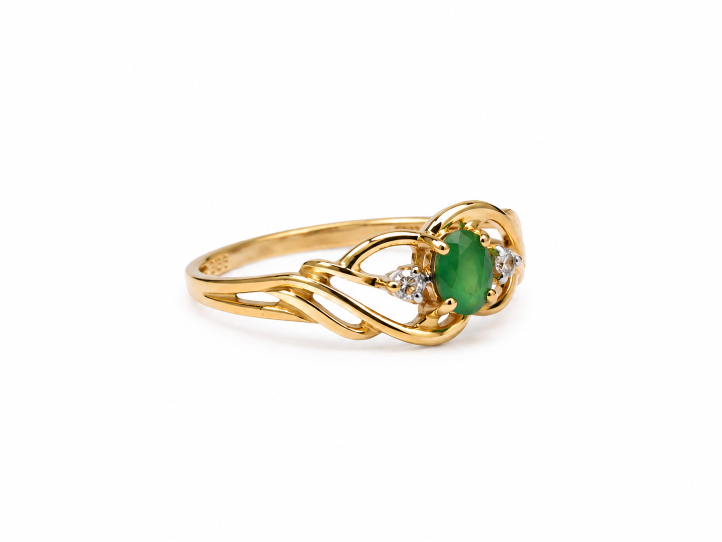 10KT Yellow Gold 0.10 CTW 0.25 Emerald Diamond Ring [K4H50]