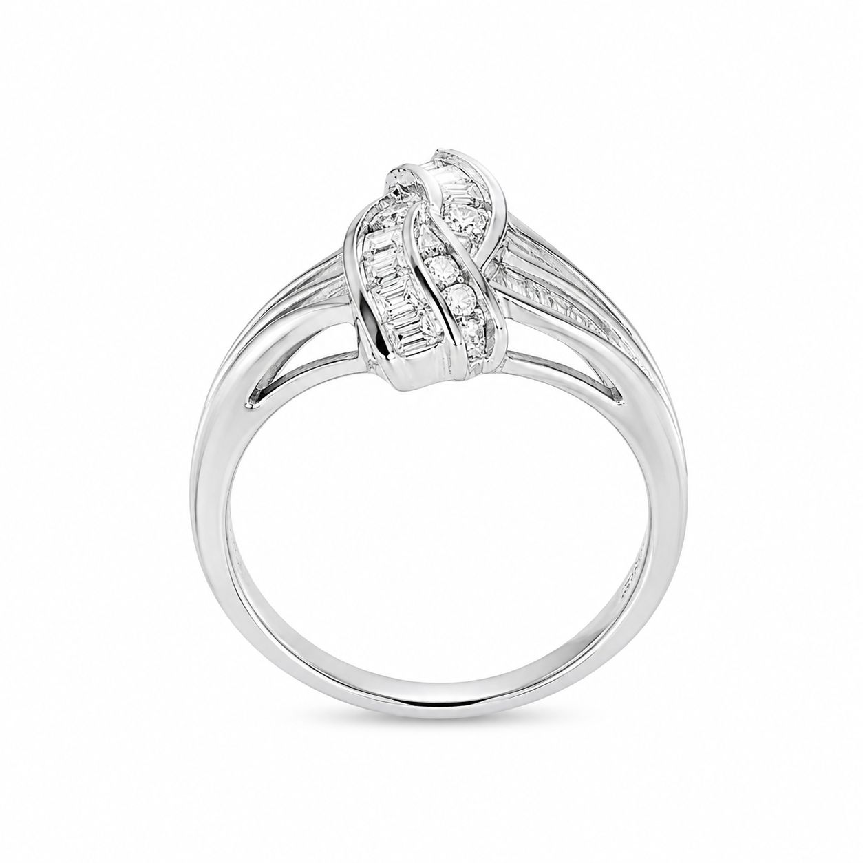 10KT  White Gold 0.12 CTW Diamond Ring [K12H]