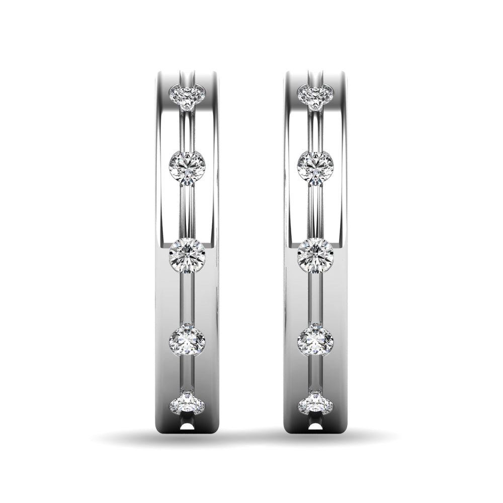 Diamond 1/6 Ct Tw Rount Cut Earrings In 14K White Gold