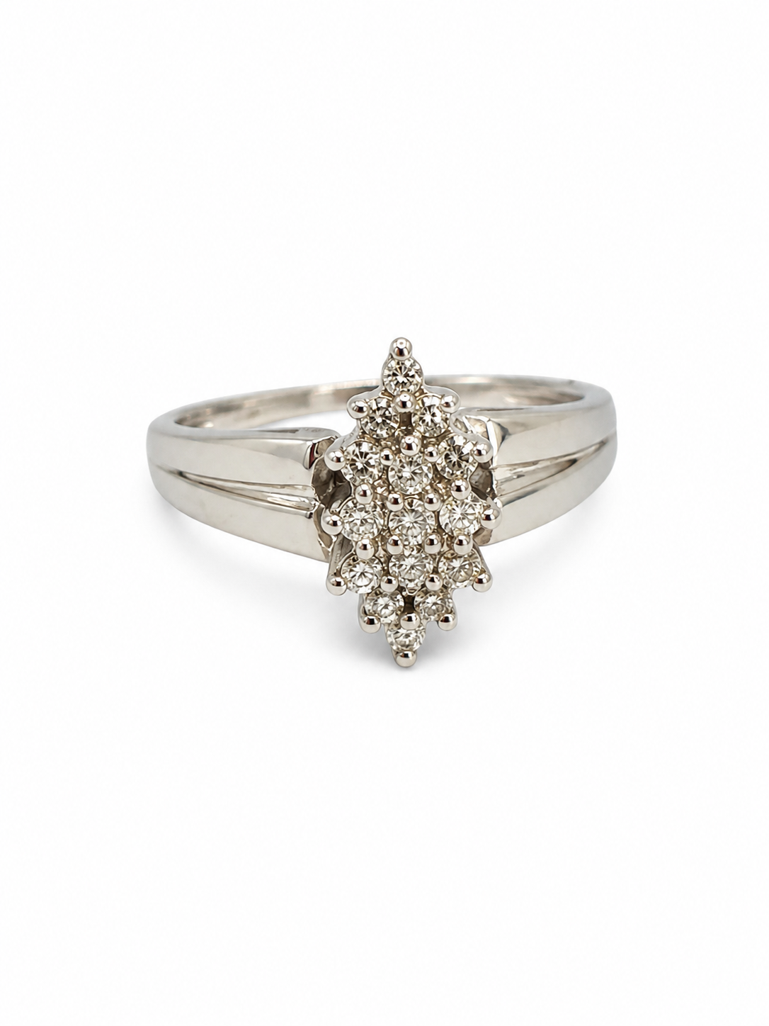 10KT White Gold 0.15 CTW Diamond Ladies Ring [K8H40 - A2B5]