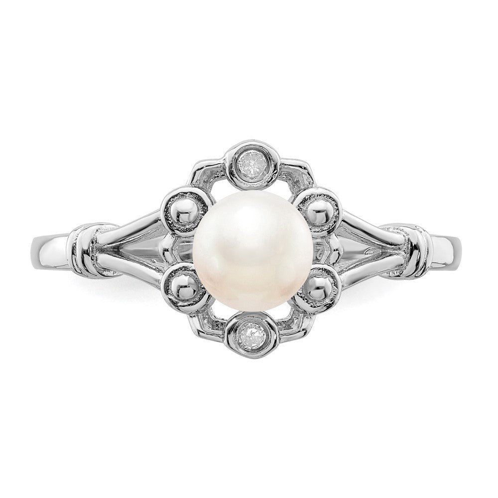 Sterling Silver Rhodium-plated FW Cultured Pearl & Diam. Ring