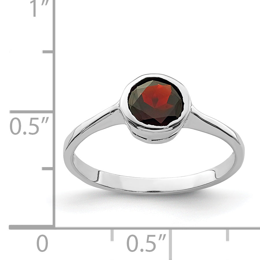 Sterling Silver Rhodium-plated Garnet Ring