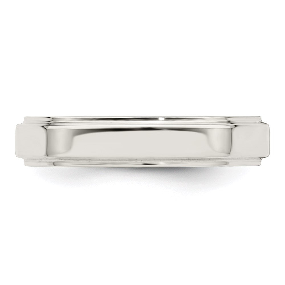 Sterling Silver 4mm Flat with Step Edge Size 12.5 Band