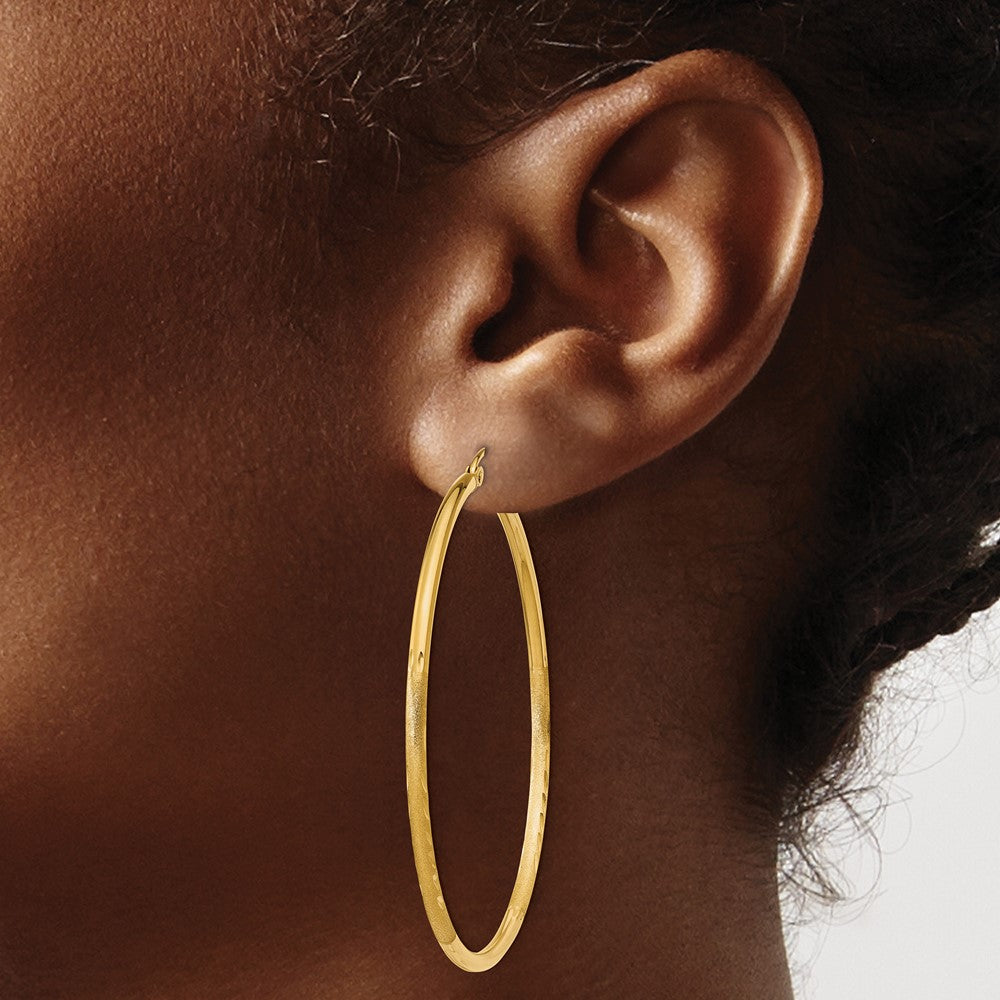 14k Satin and Diamond-cut 2mm Round Tube Hoop Earrings