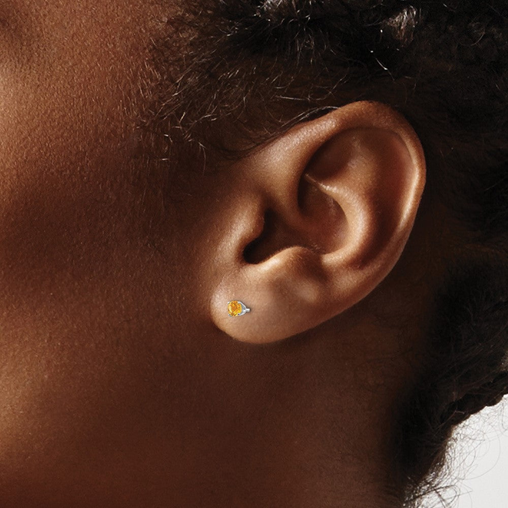 14k White Gold 3mm Citrine Stud Earrings