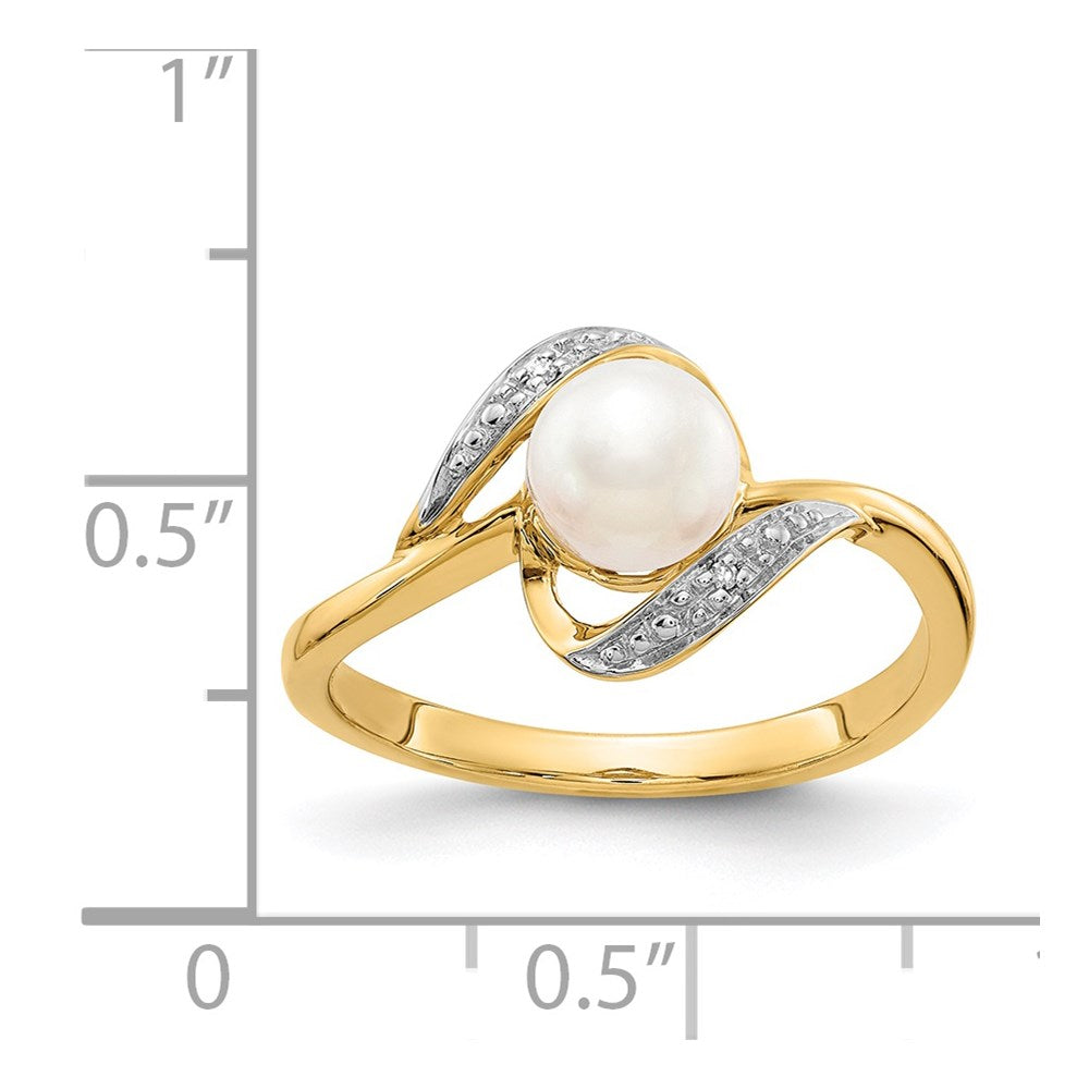 14k Diamond and FW Cultured Pearl Ring