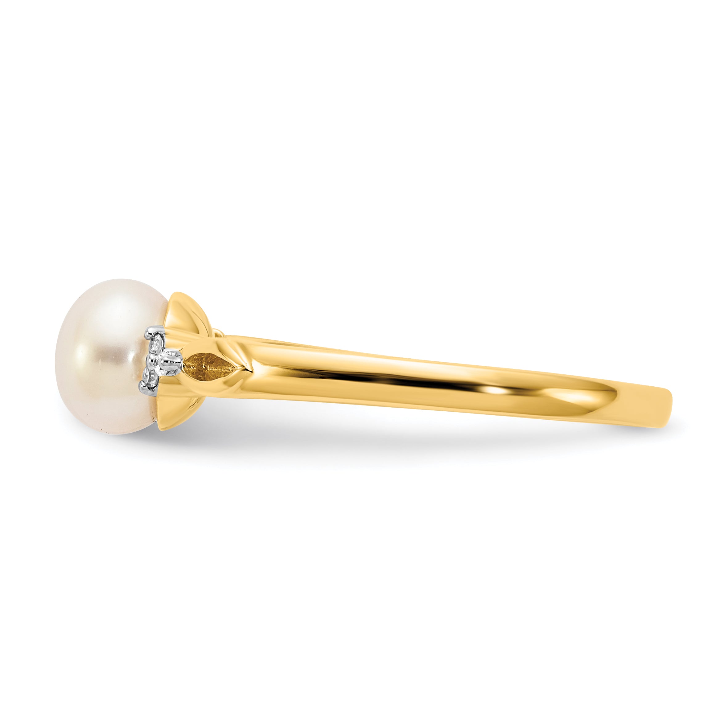 14k FW Cultured Pearl and Diamond Ring