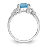 10k White Gold Diamond and Blue Topaz Ring 10X211