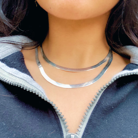 white silver herringbone necklace